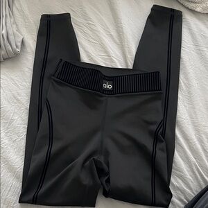 ALO Yoga Black High-Waist Leggings